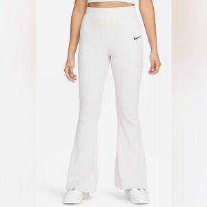 Nike Womens White Ribbed Casual Bottoms